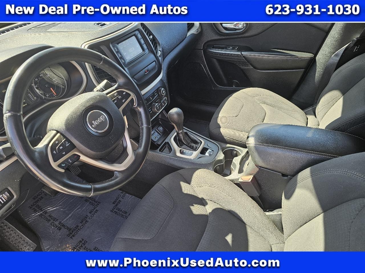 Jeep Cherokee Latitude FWD 2016