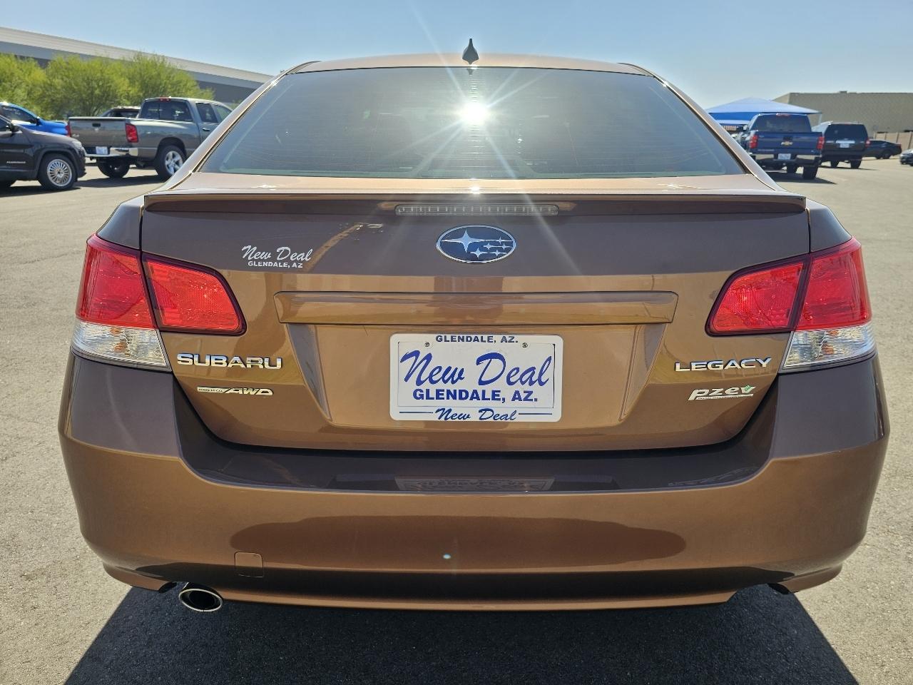 Subaru Legacy 2.5i Limited 2011