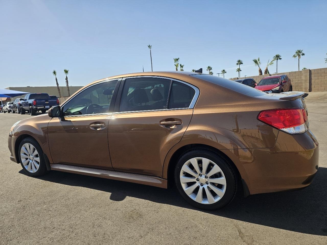 Subaru Legacy 2.5i Limited 2011
