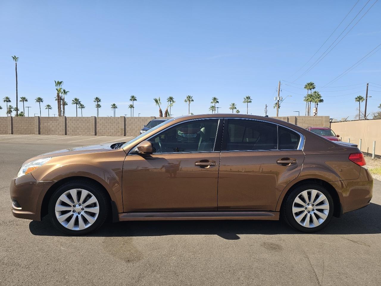 Subaru Legacy 2.5i Limited 2011