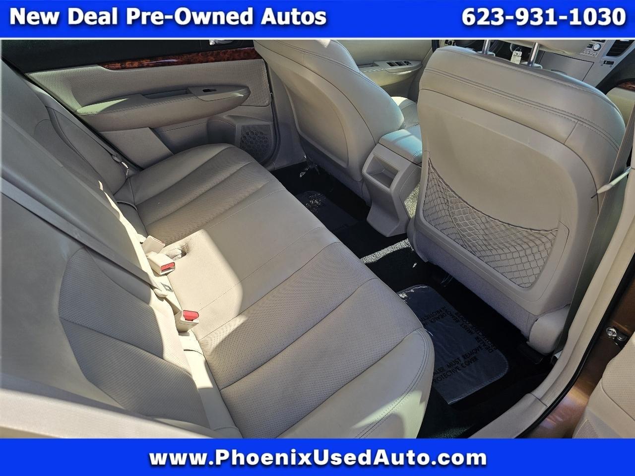 Subaru Legacy 2.5i Limited 2011