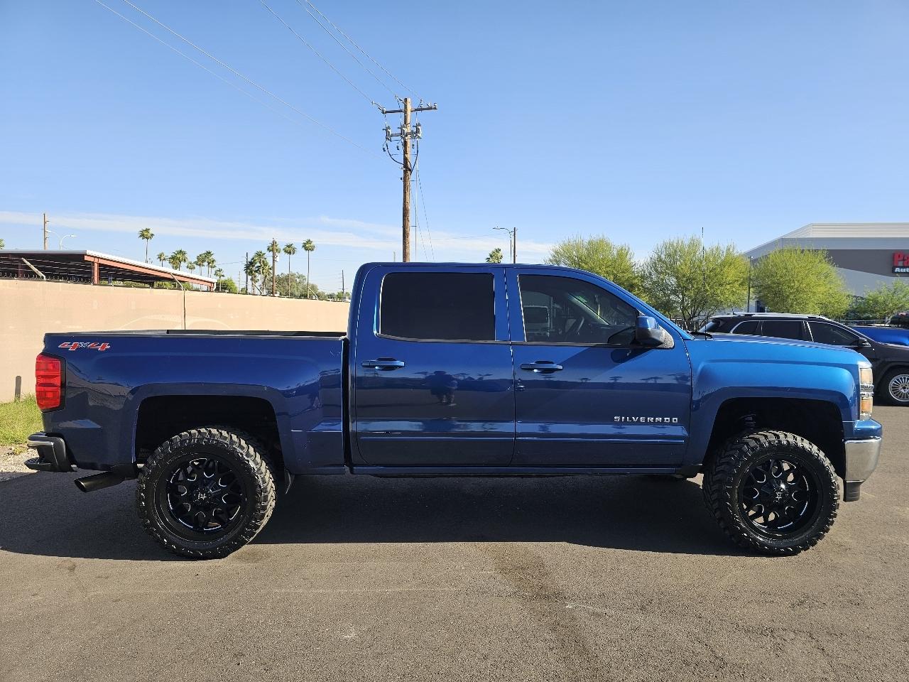 Chevrolet Silverado 1500 1LT Crew Cab 4WD 2015