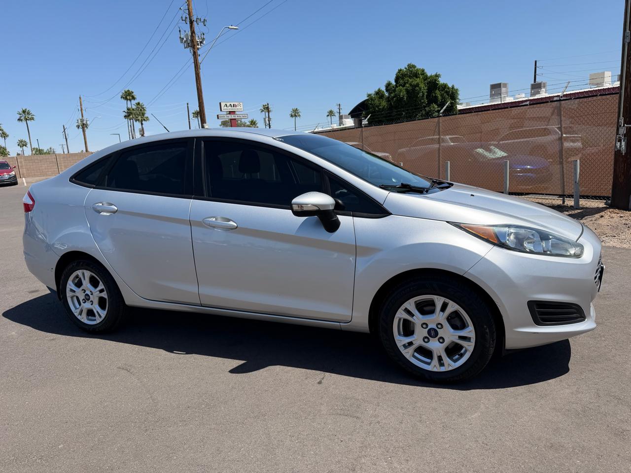 Ford Fiesta SE Sedan 2016