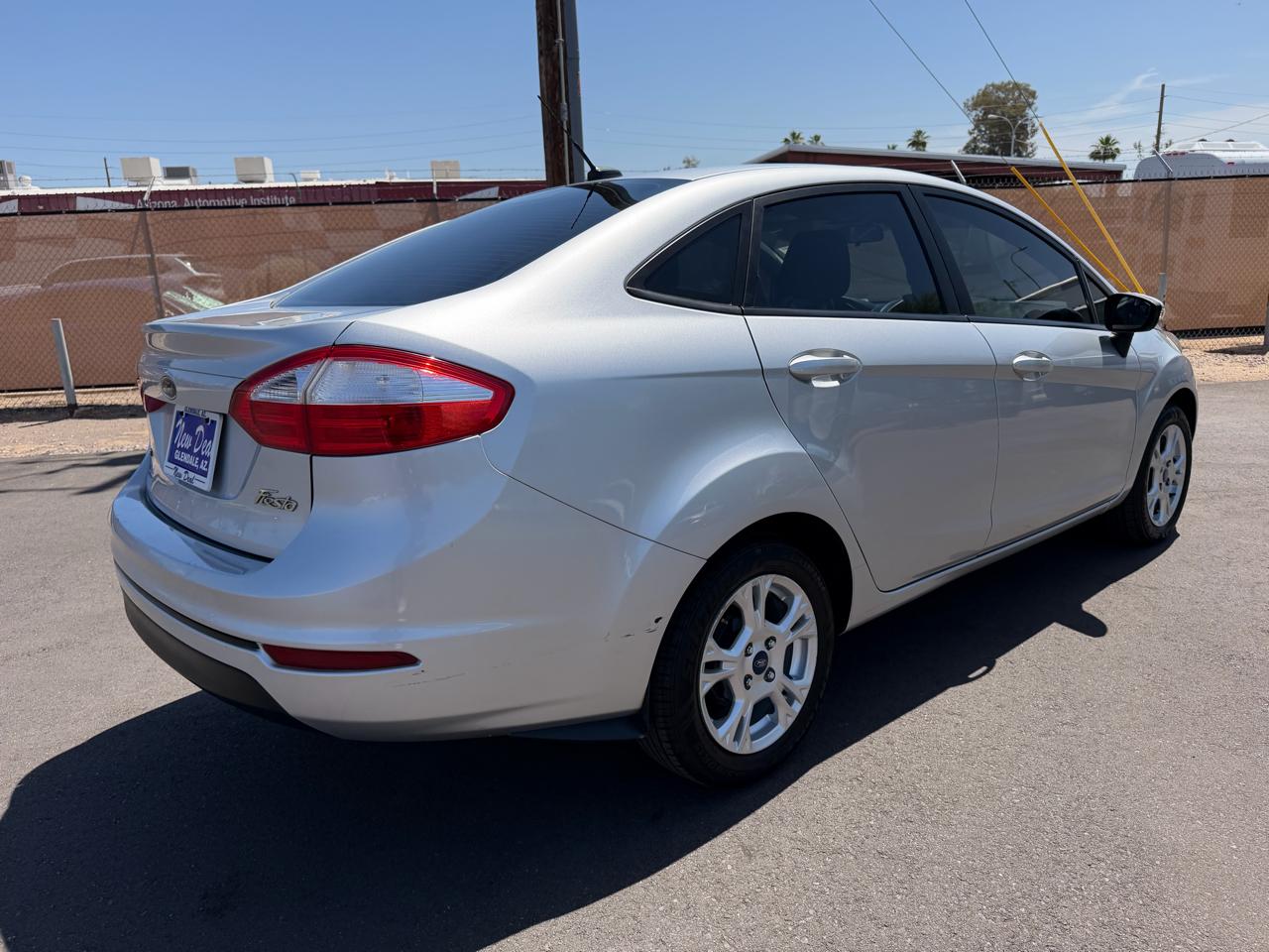 Ford Fiesta SE Sedan 2016