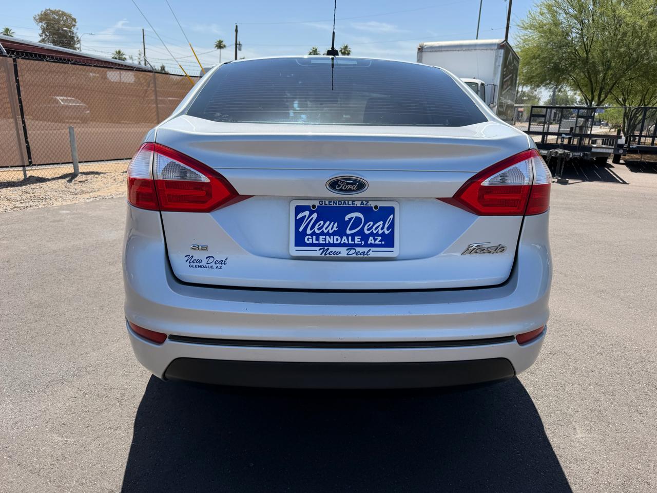 Ford Fiesta SE Sedan 2016