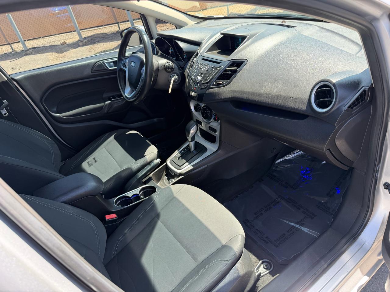 Ford Fiesta SE Sedan 2016