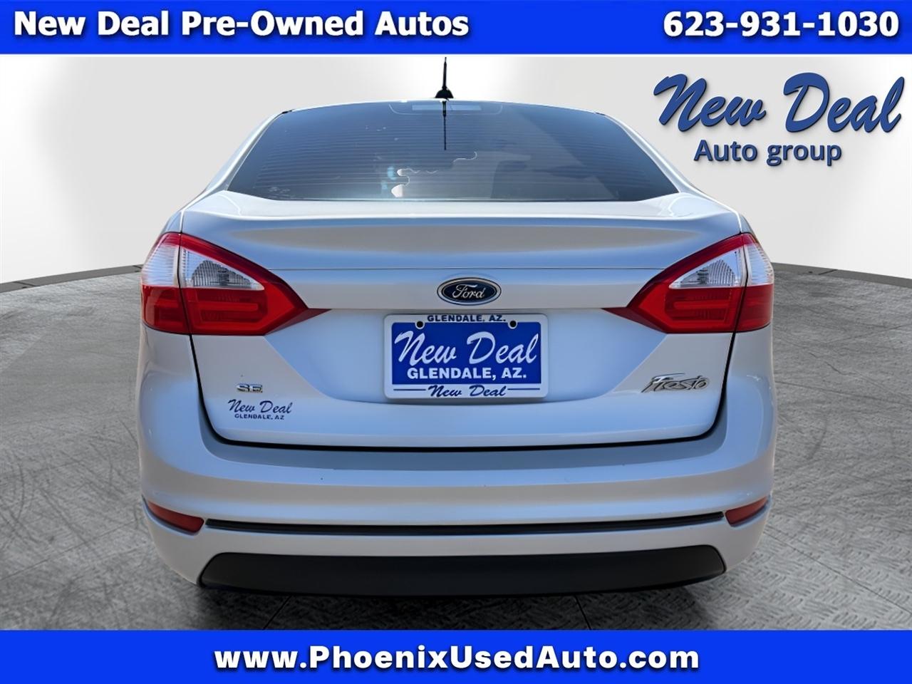 Ford Fiesta SE Sedan 2016