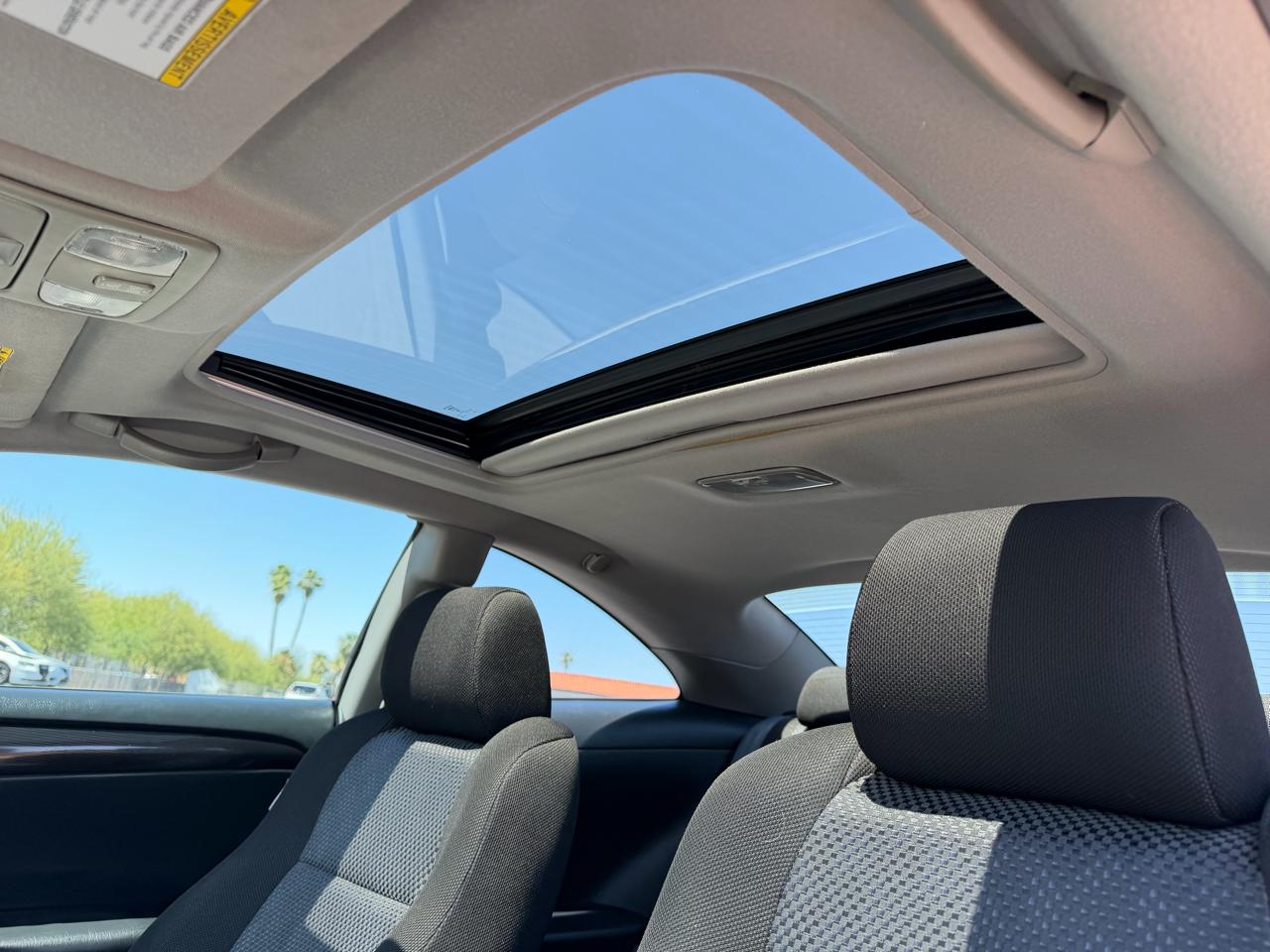 Toyota Camry Solara SE 2006