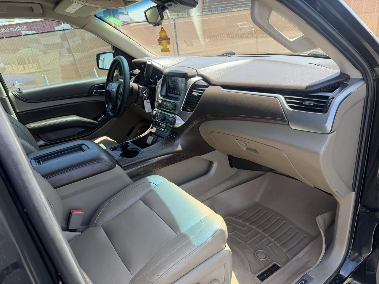 Chevrolet Suburban LT 2WD 2017