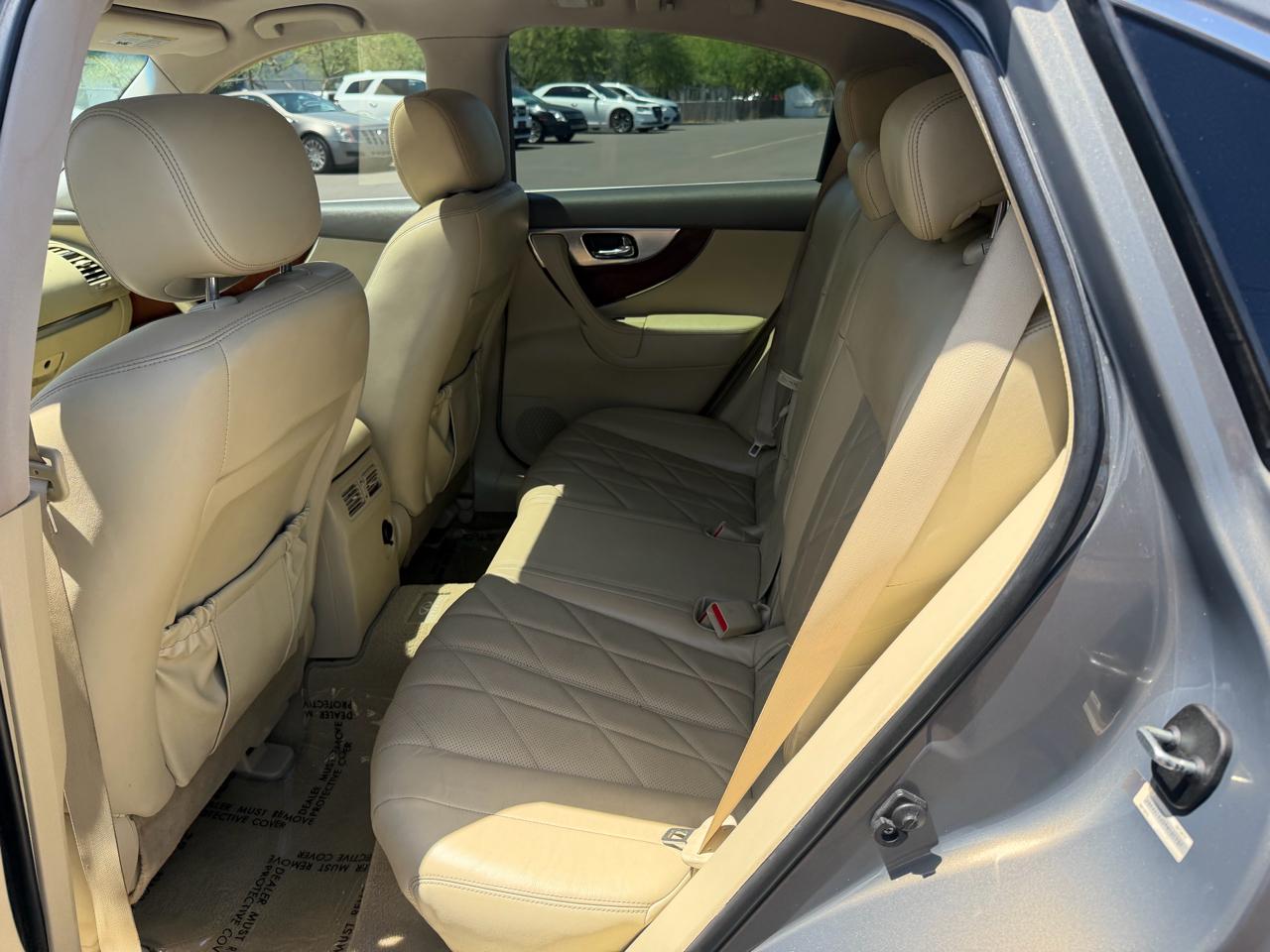 Infiniti FX FX35 2WD 2009