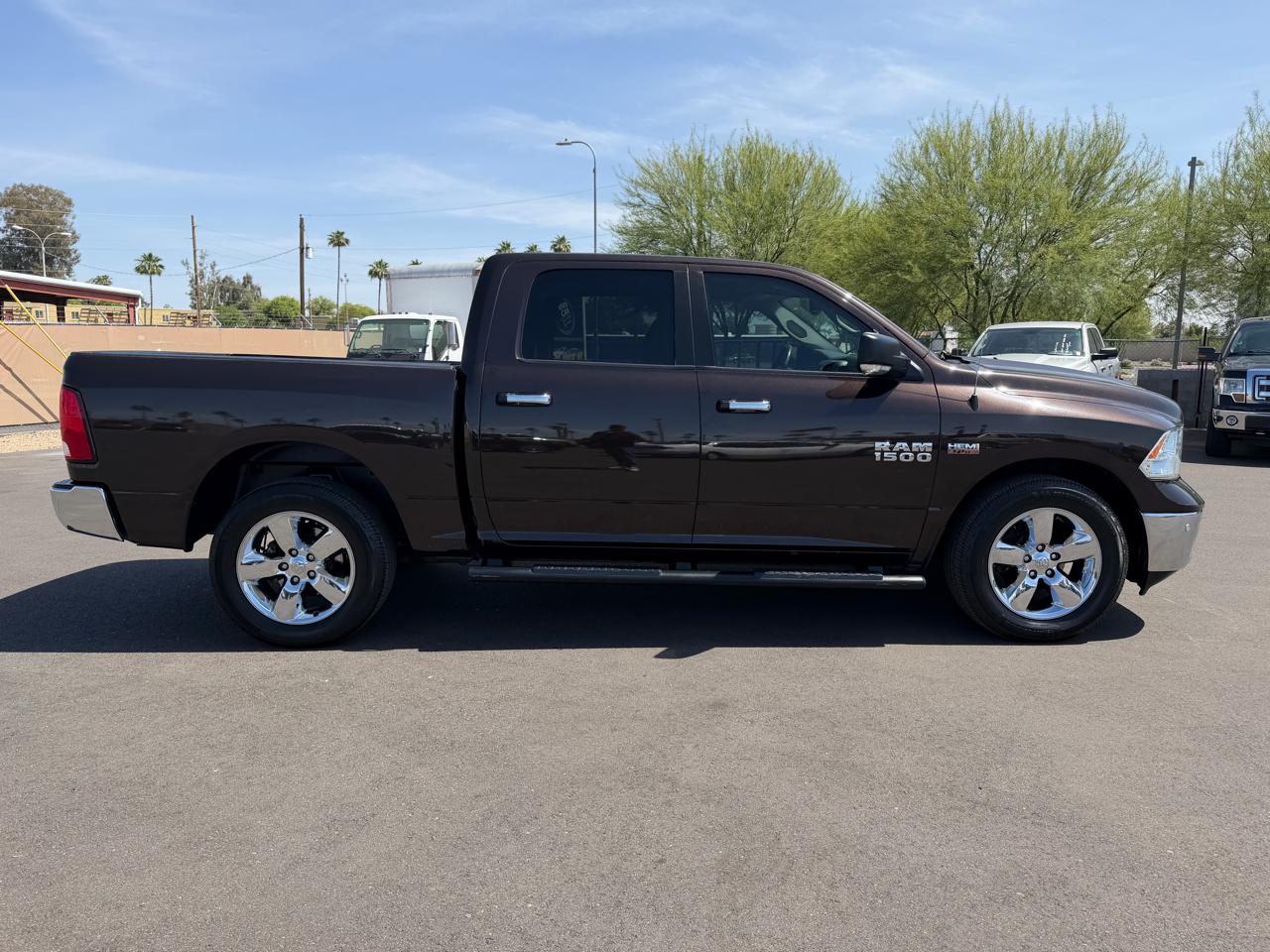RAM 1500 4WD Crew Cab 140.5" Big Horn 2016