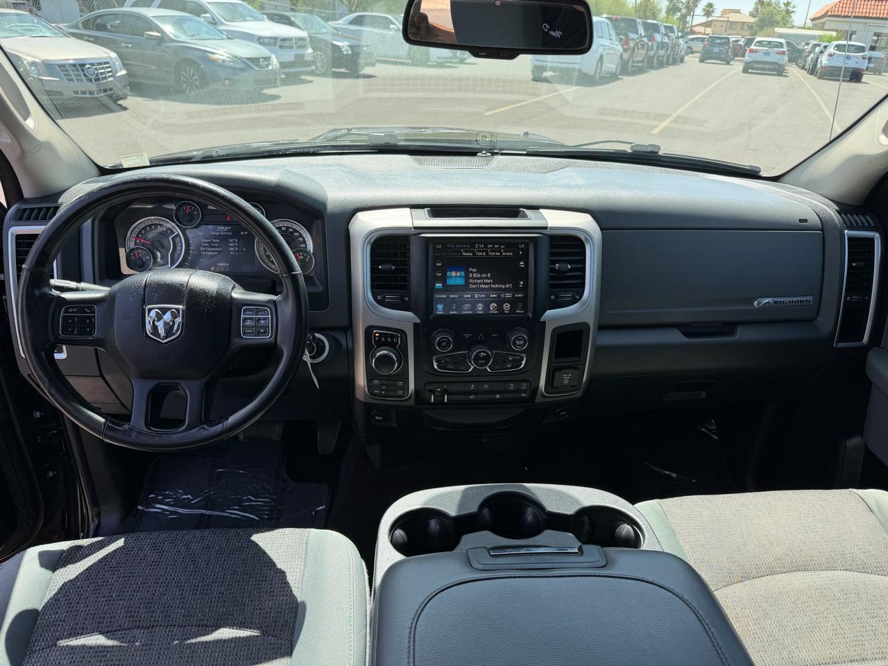 RAM 1500 4WD Crew Cab 140.5" Big Horn 2016