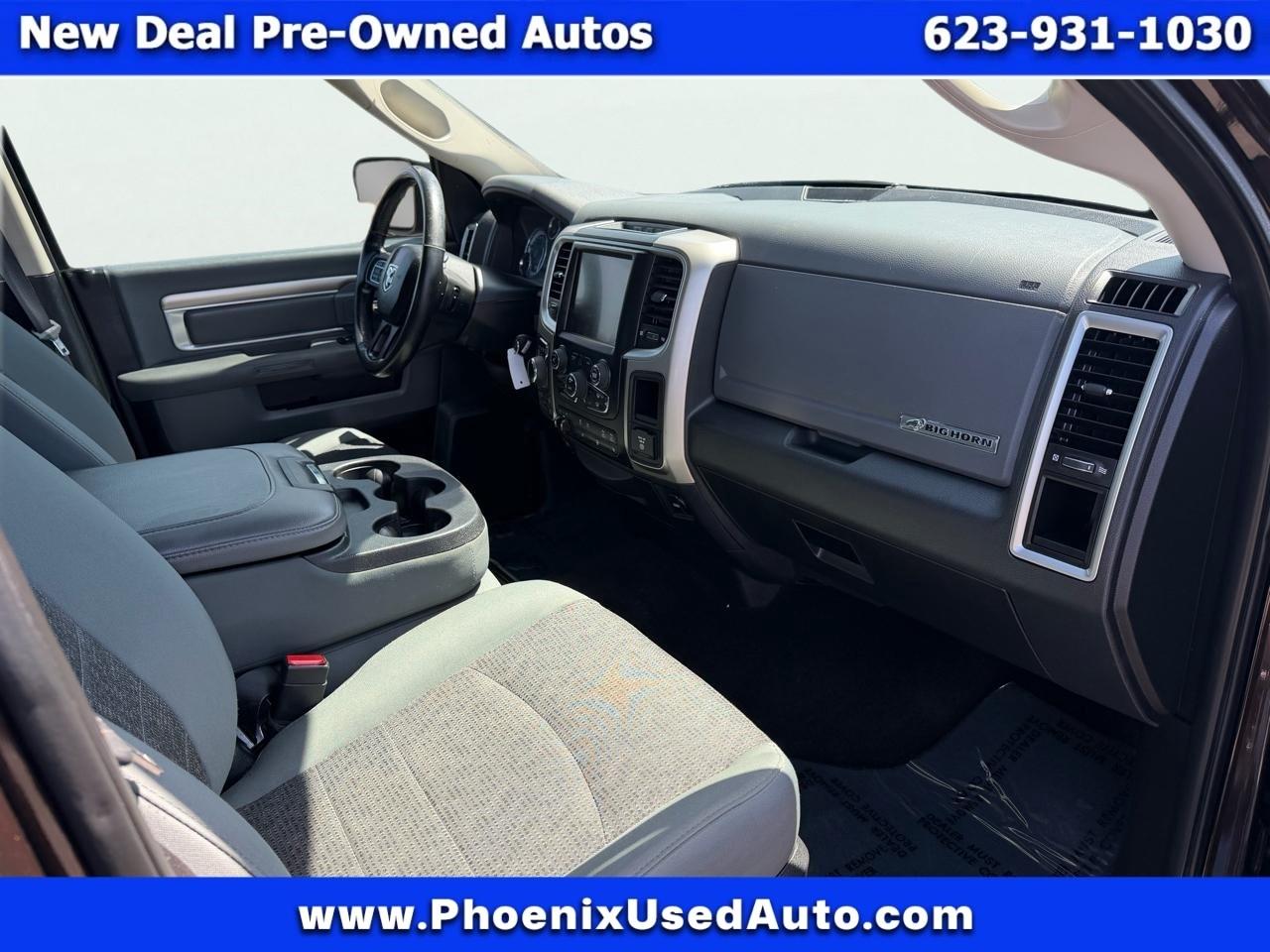 RAM 1500 4WD Crew Cab 140.5" Big Horn 2016