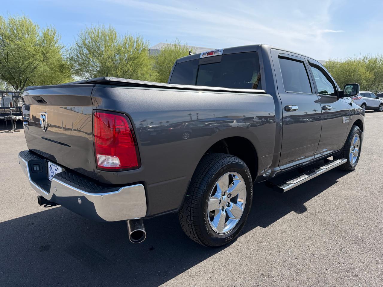 RAM 1500 2WD Crew Cab 140.5" Big Horn 2017