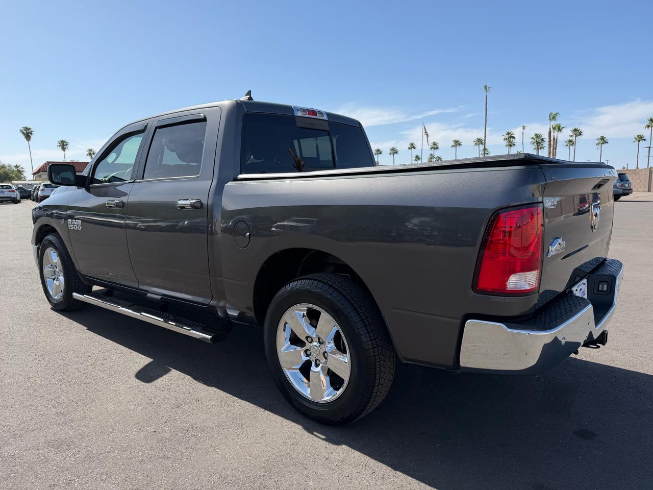 RAM 1500 2WD Crew Cab 140.5" Big Horn 2017