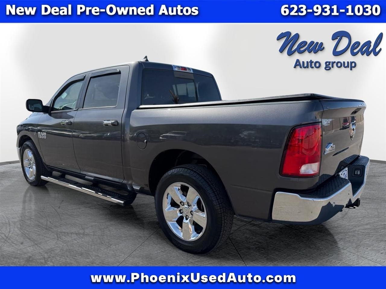 RAM 1500 2WD Crew Cab 140.5" Big Horn 2017
