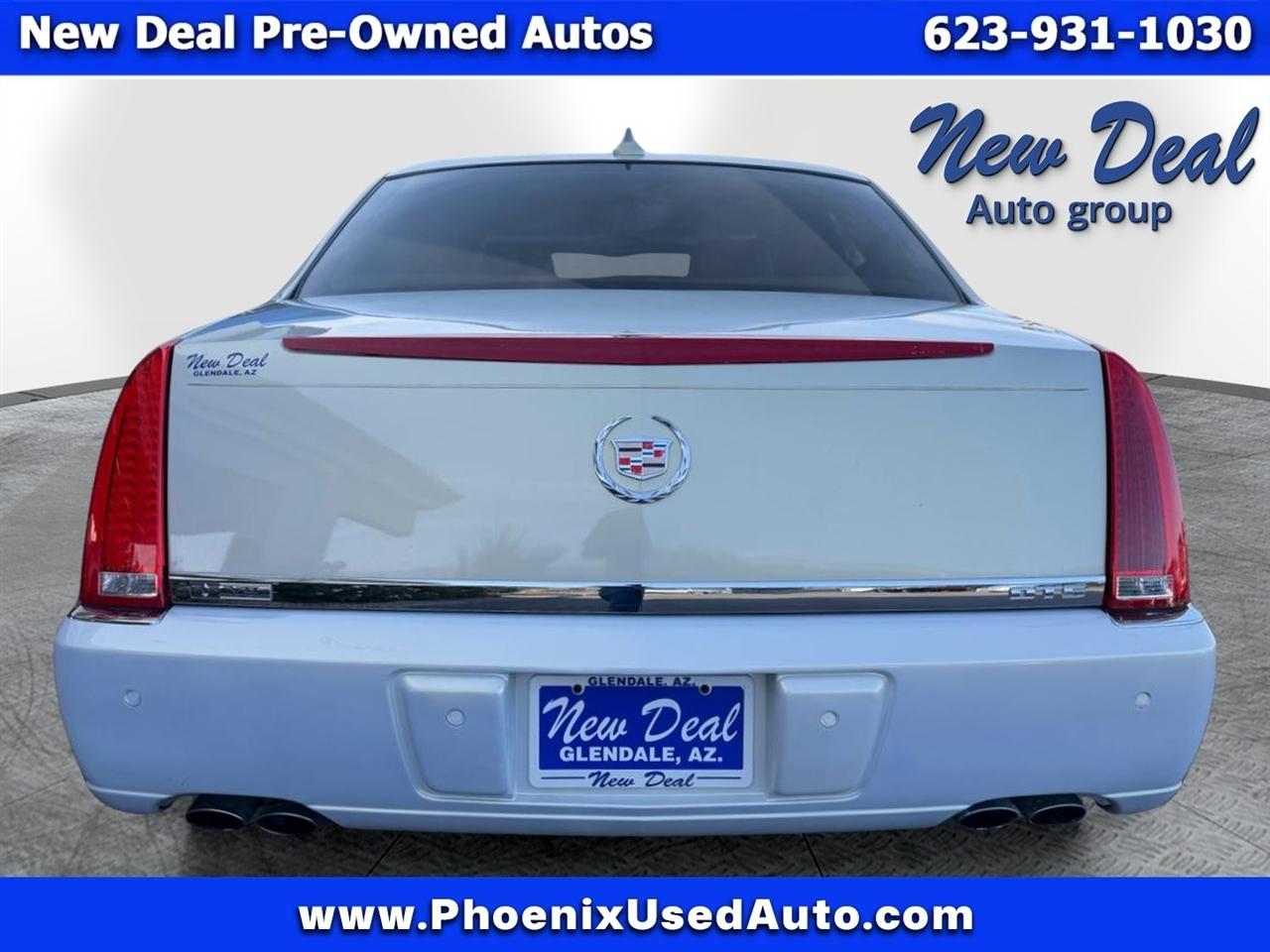 Cadillac DTS Luxury 2010
