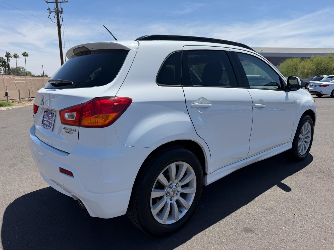 Mitsubishi Outlander Sport SE 4WD 2011