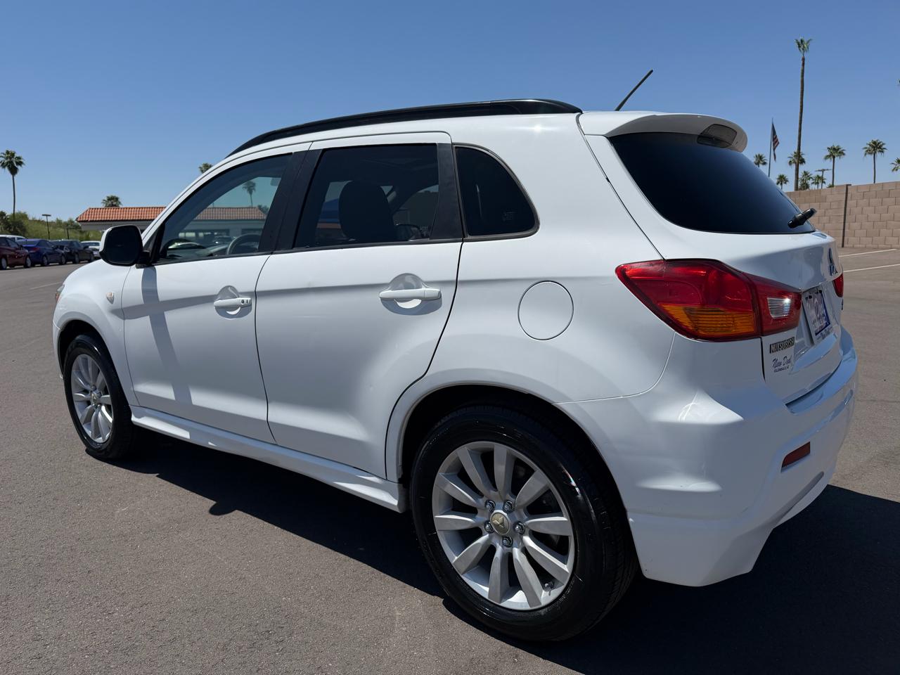 Mitsubishi Outlander Sport SE 4WD 2011