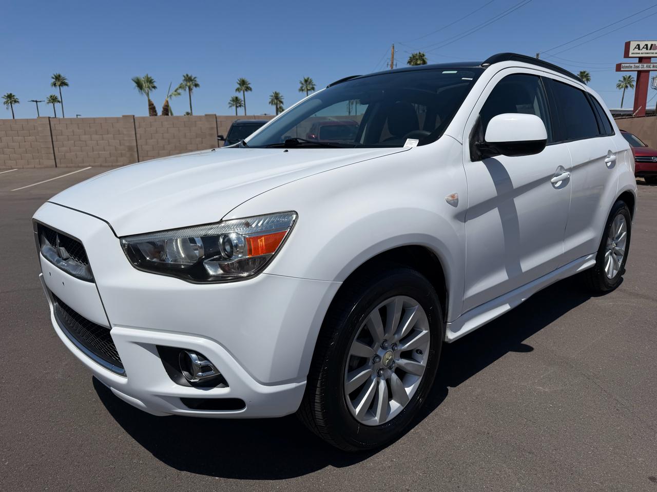 Mitsubishi Outlander Sport SE 4WD 2011