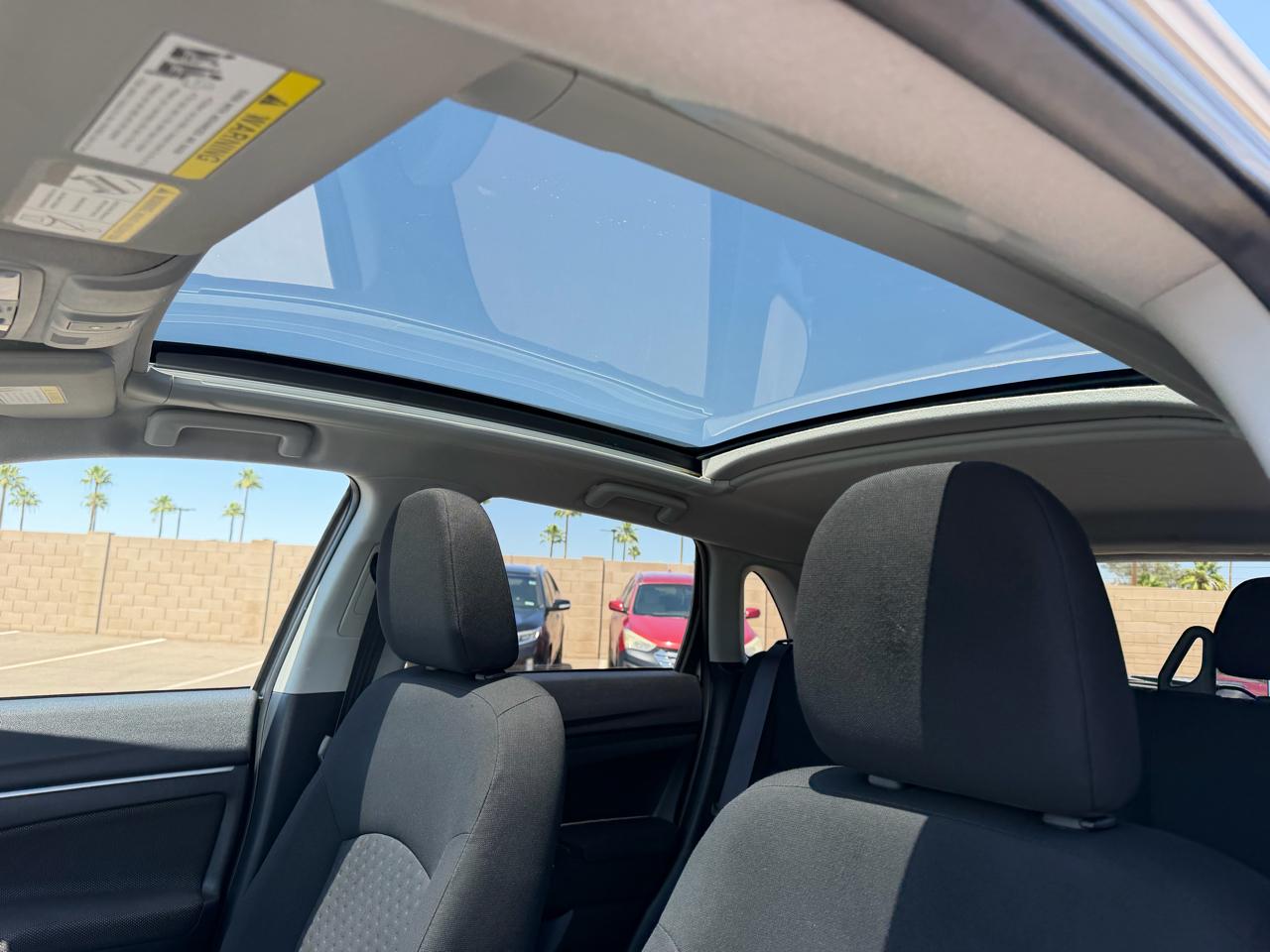 Mitsubishi Outlander Sport SE 4WD 2011