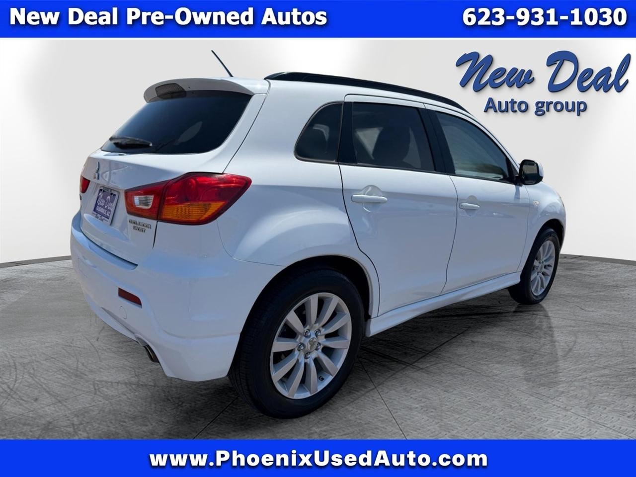 Mitsubishi Outlander Sport SE 4WD 2011