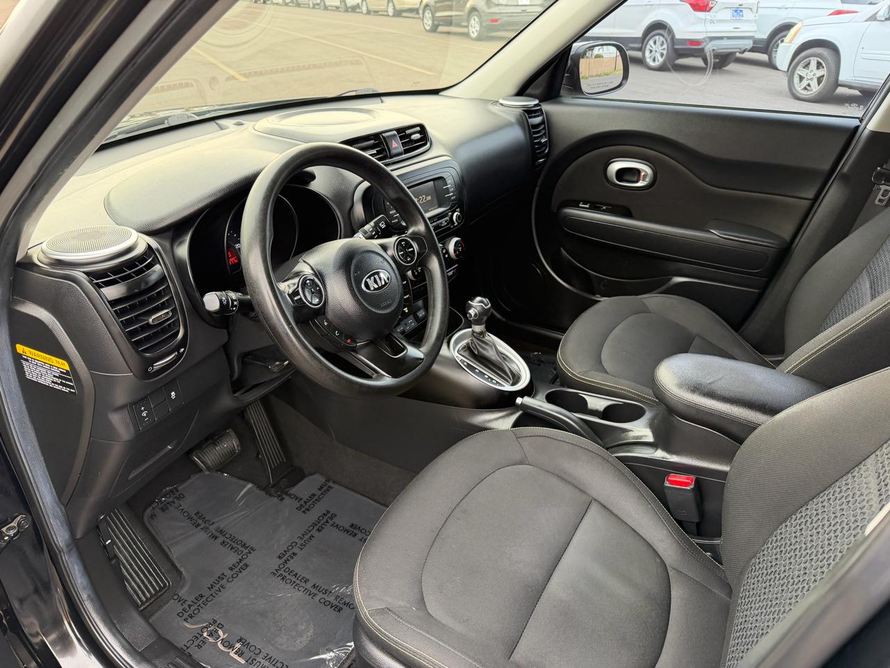 Kia Soul + w/Signature 2.0 Special Edition 2016