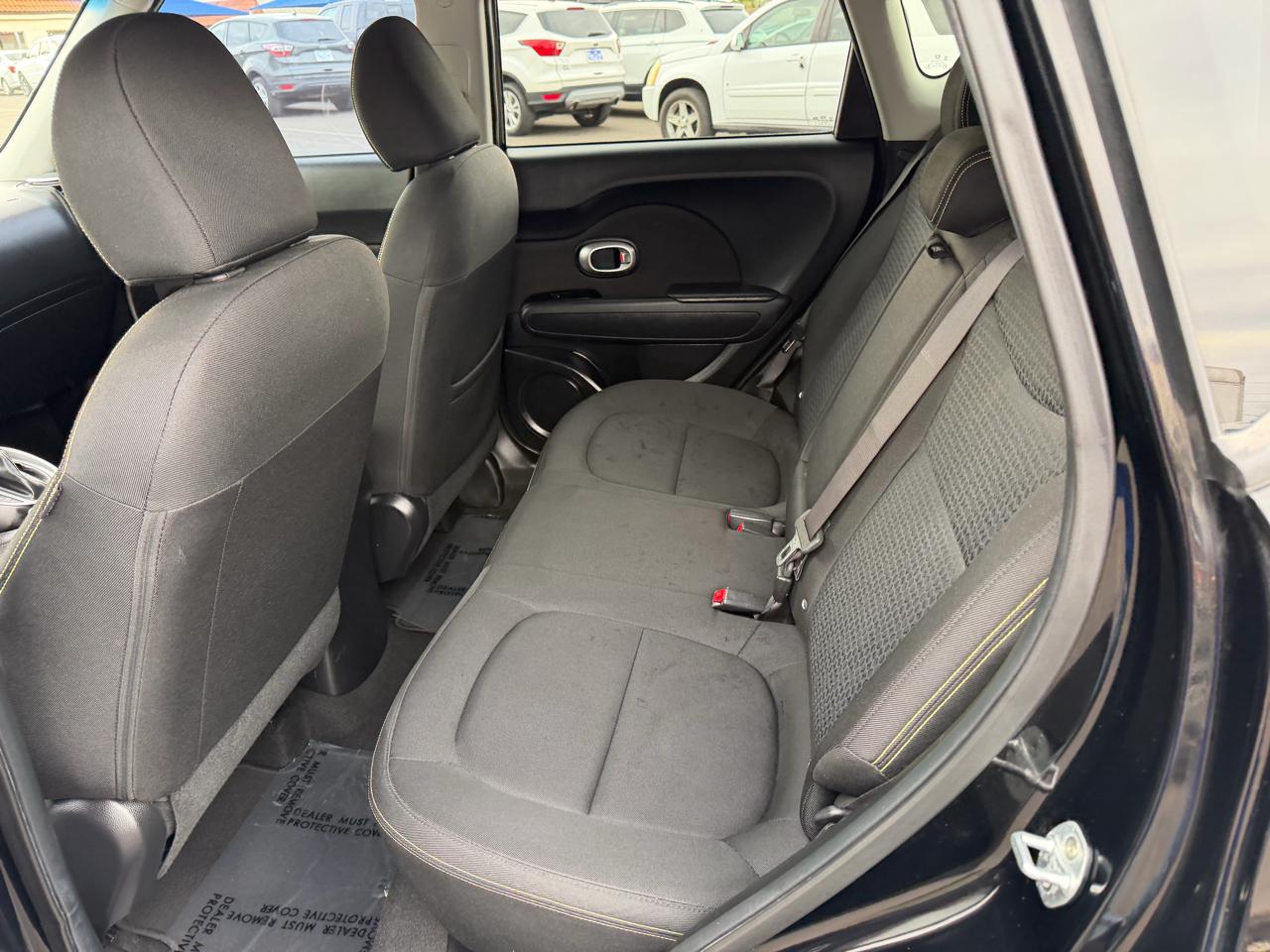 Kia Soul + w/Signature 2.0 Special Edition 2016