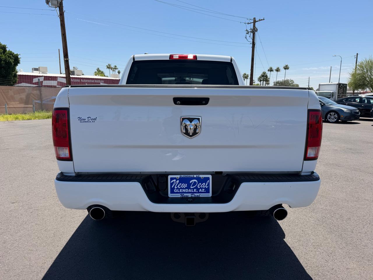 RAM 1500 2WD Crew Cab 140.5" Express 2013