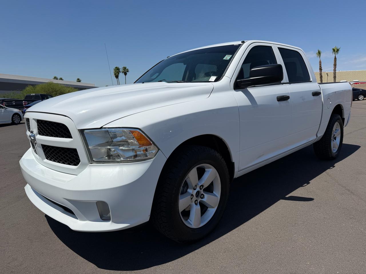 RAM 1500 2WD Crew Cab 140.5" Express 2013