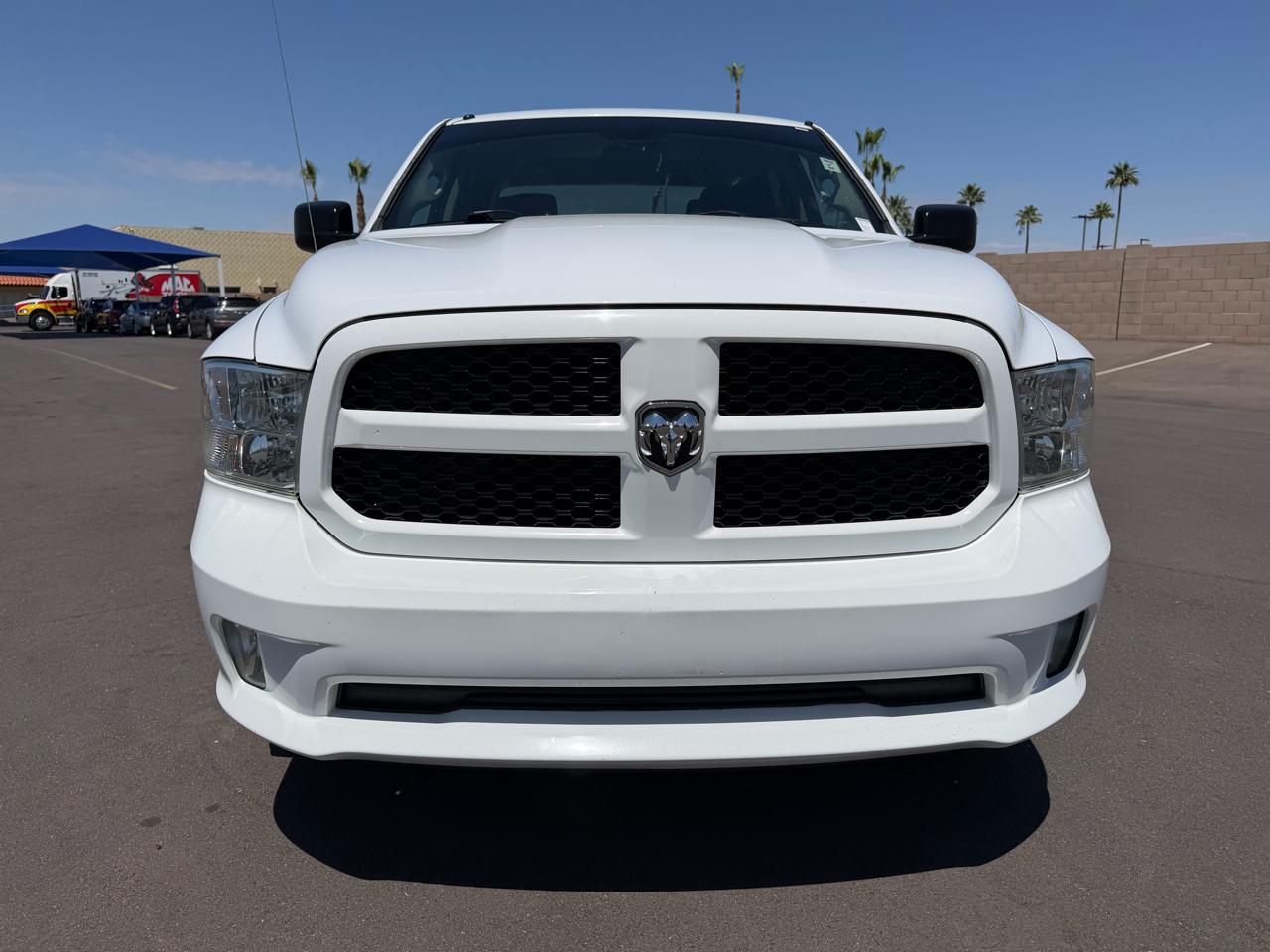 RAM 1500 2WD Crew Cab 140.5" Express 2013