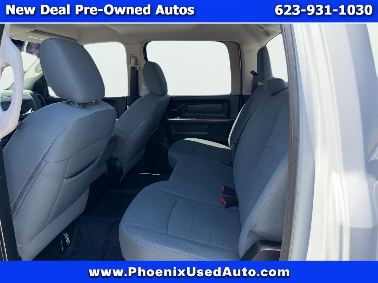 RAM 1500 2WD Crew Cab 140.5" Express 2013