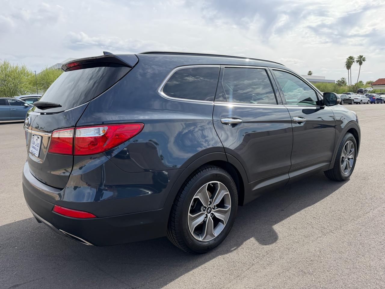 Hyundai Santa Fe GLS FWD 2013