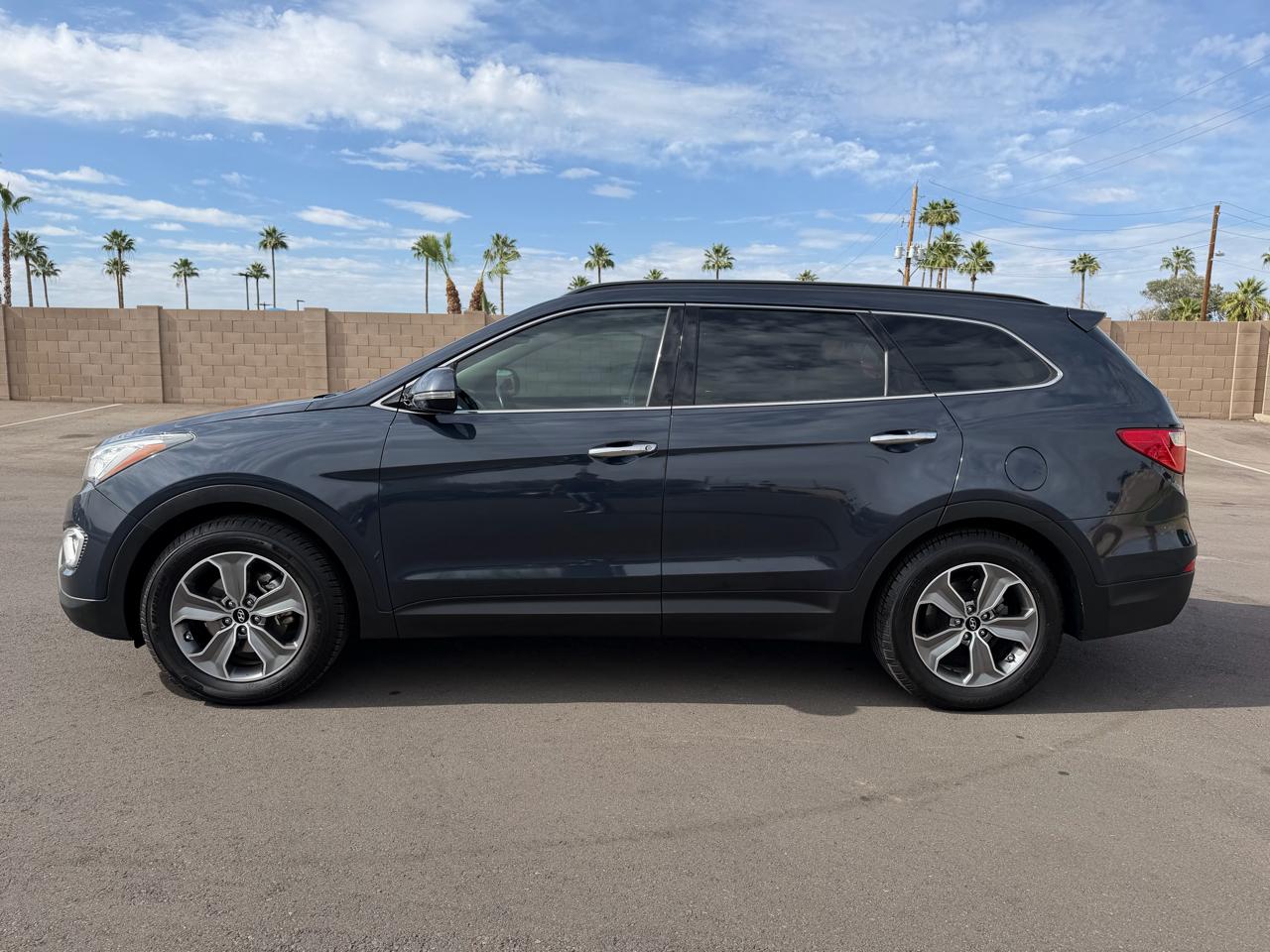 Hyundai Santa Fe GLS FWD 2013