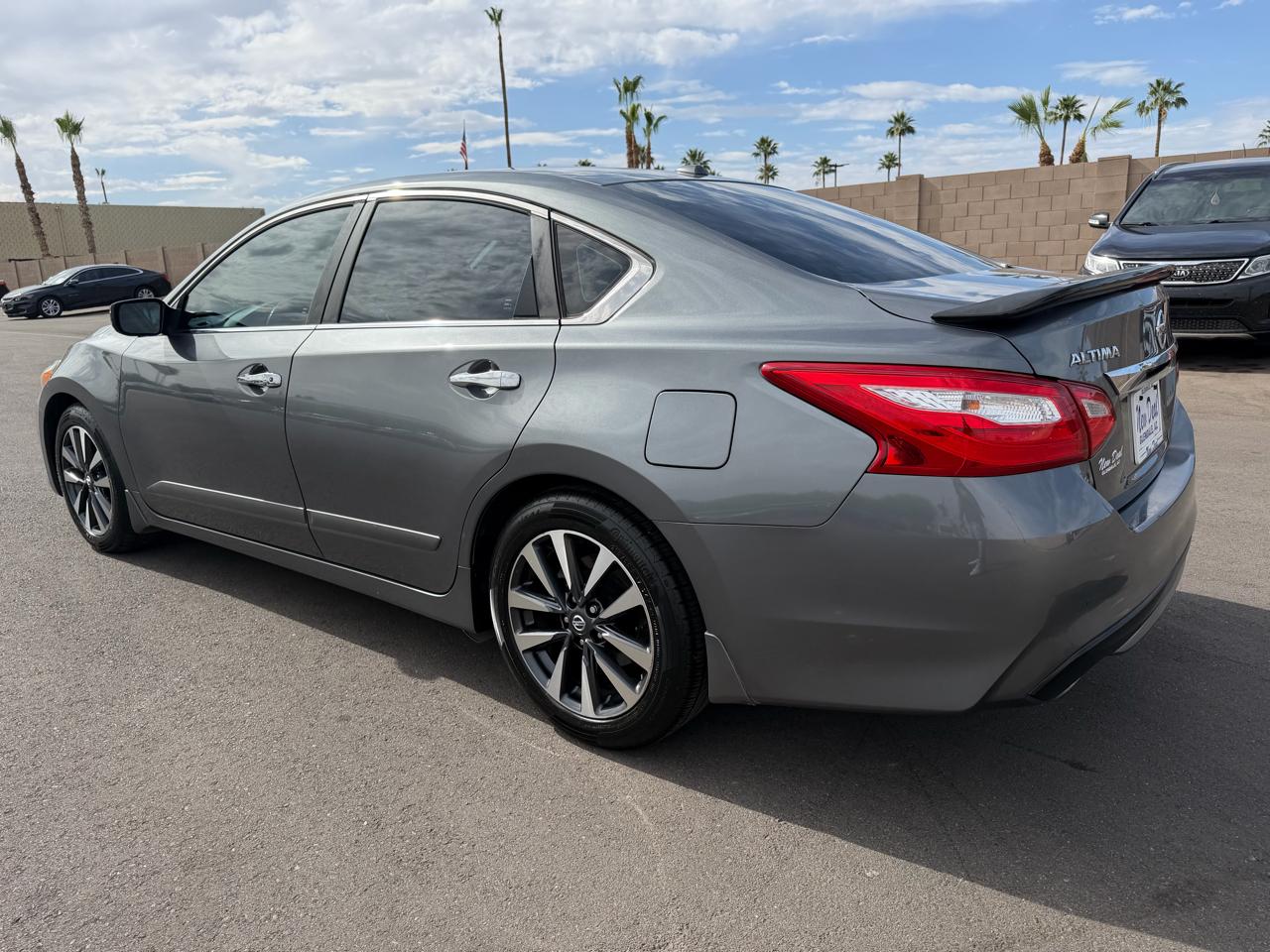 Nissan Altima 2.5 SR 2016