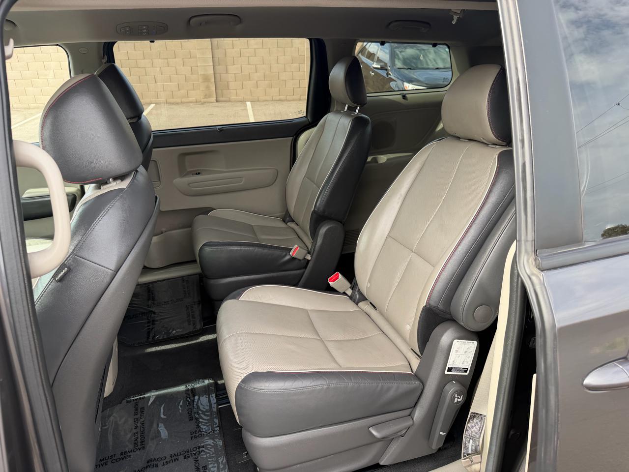 Kia Sedona LX 2018