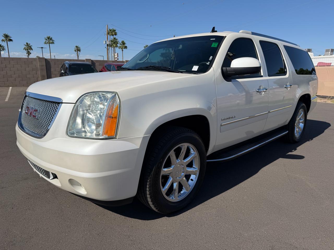 GMC Yukon Denali XL 4WD 2012