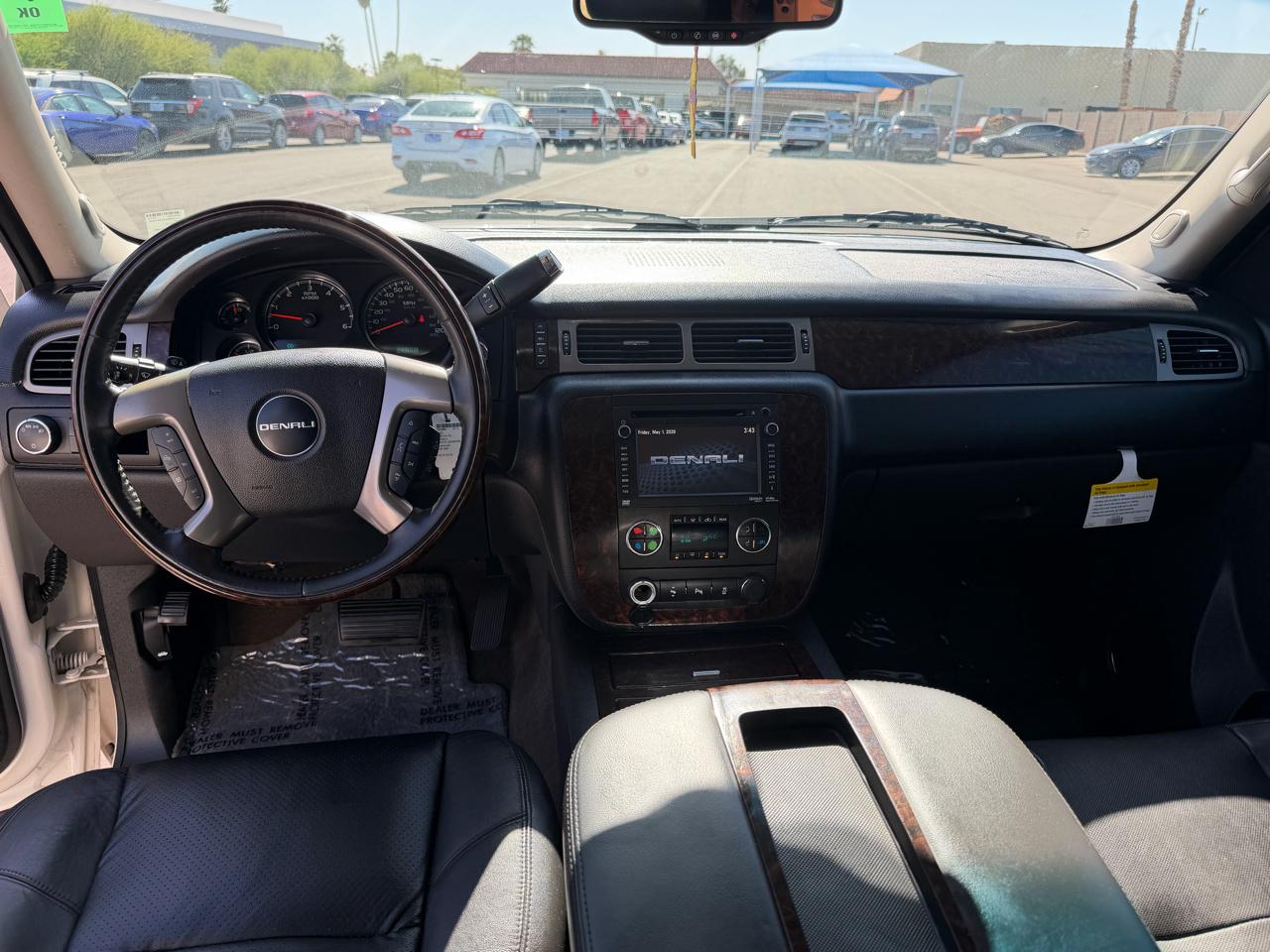 GMC Yukon Denali XL 4WD 2012