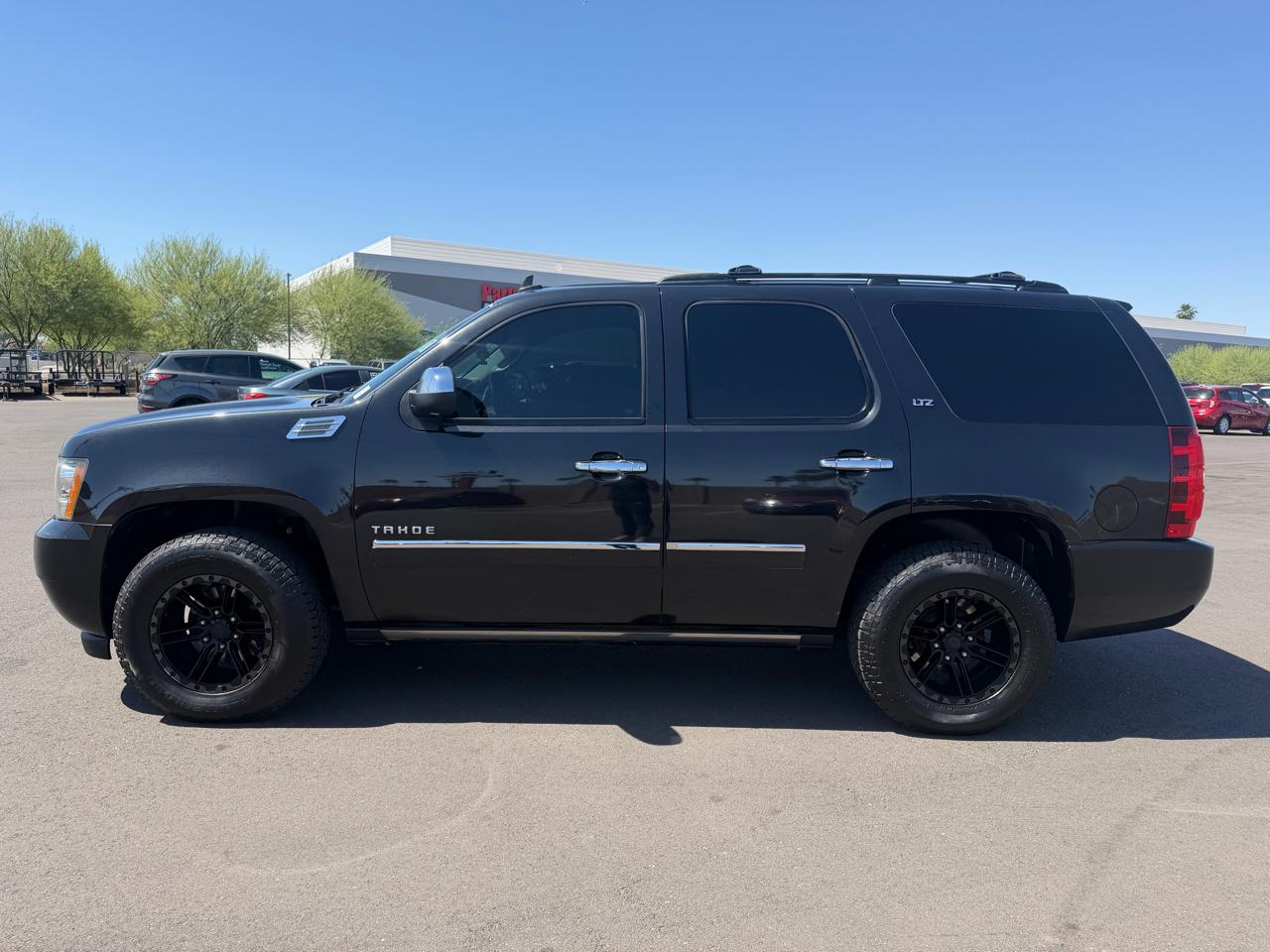Chevrolet Tahoe LTZ 4WD 2012