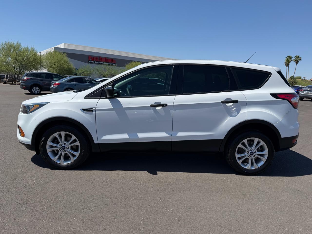 Ford Escape S FWD 2018