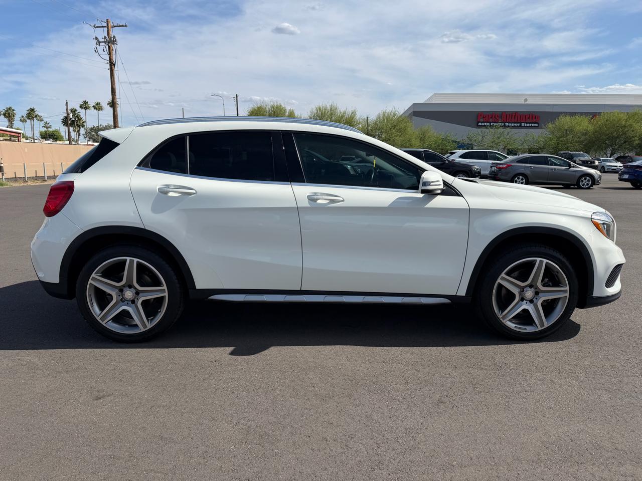 Mercedes-Benz GLA-Class GLA250 2015