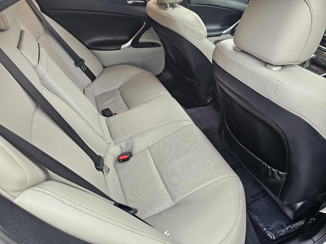 Lexus IS IS 250 6-Speed Sequential 2010