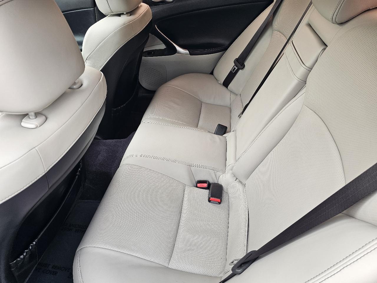 Lexus IS IS 250 6-Speed Sequential 2010
