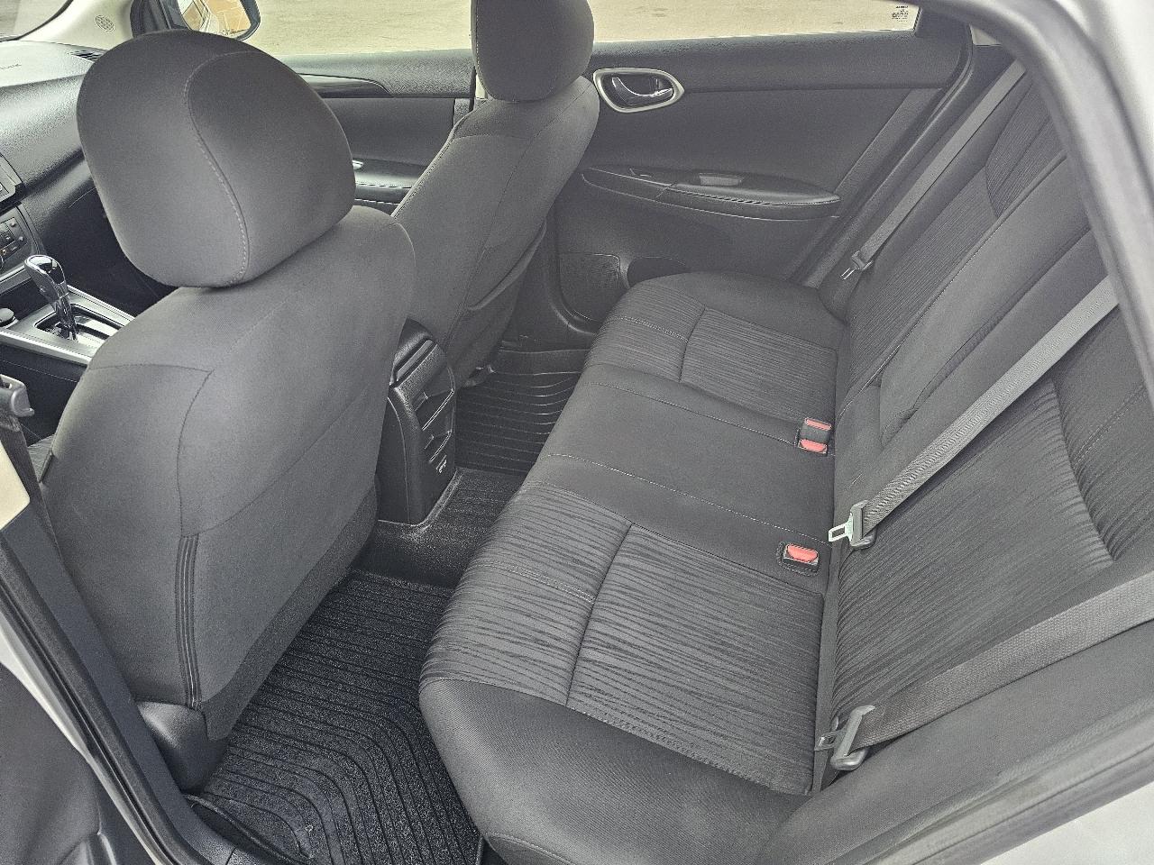 Nissan Sentra S CVT 2018