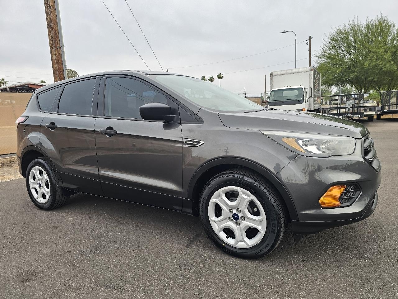 Ford Escape S FWD 2018