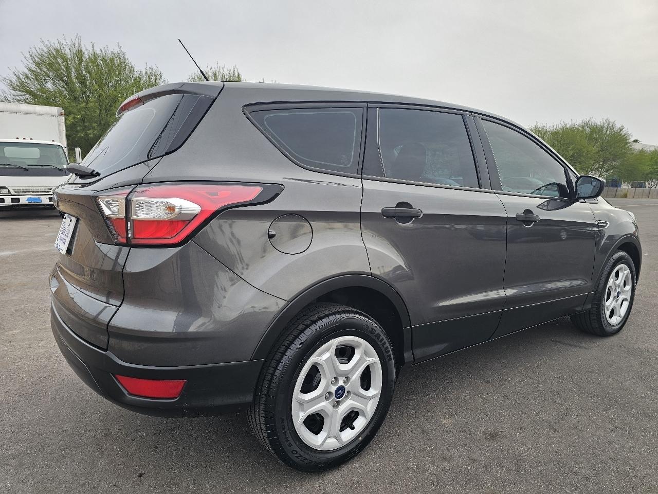 Ford Escape S FWD 2018