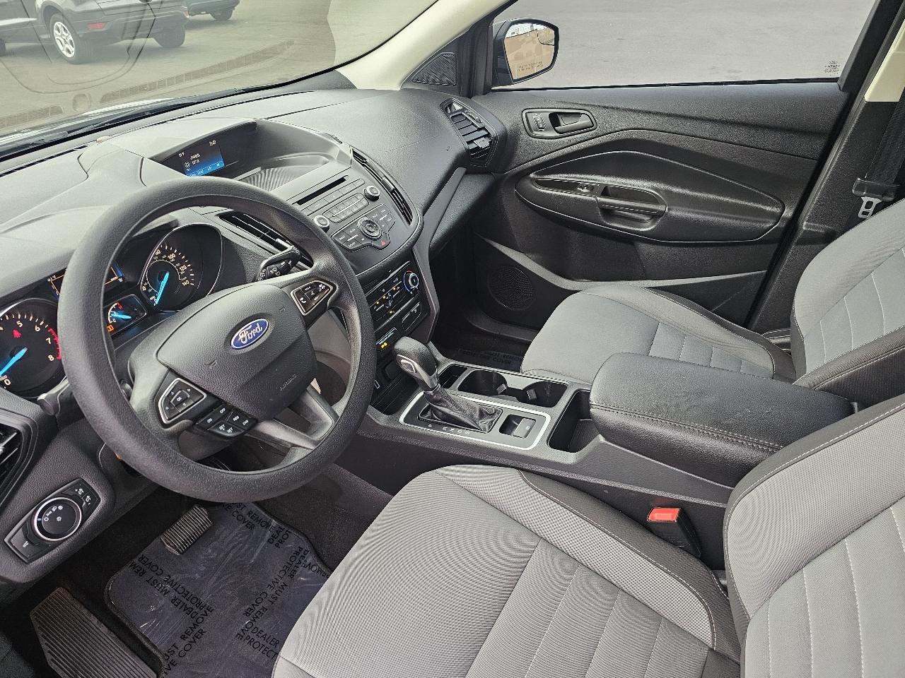Ford Escape S FWD 2018