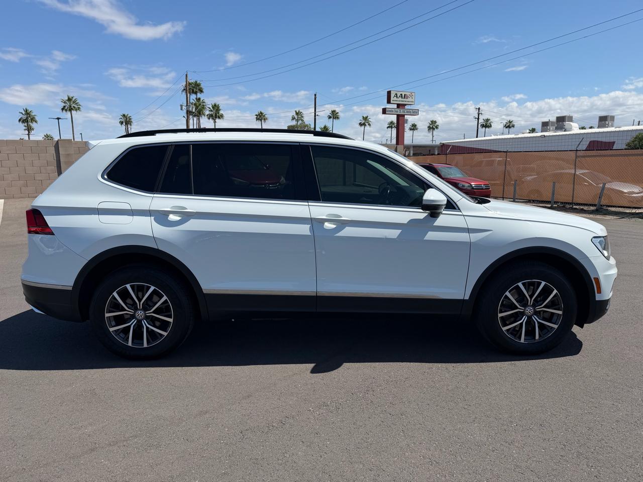 Volkswagen Tiguan SE 2018