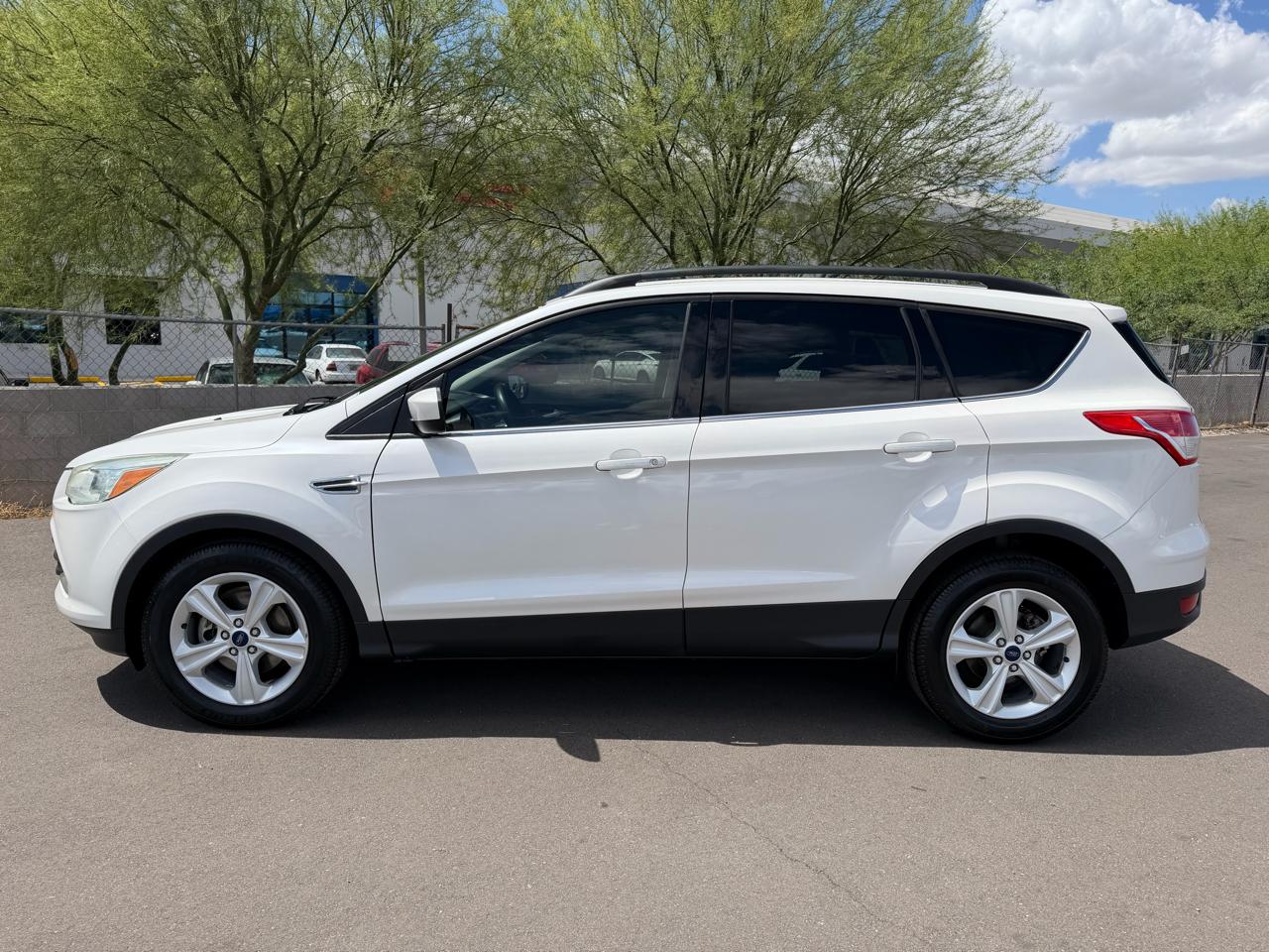 Ford Escape SE FWD 2016
