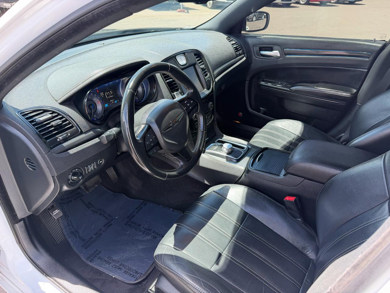 Chrysler 300 S V6 RWD 2016